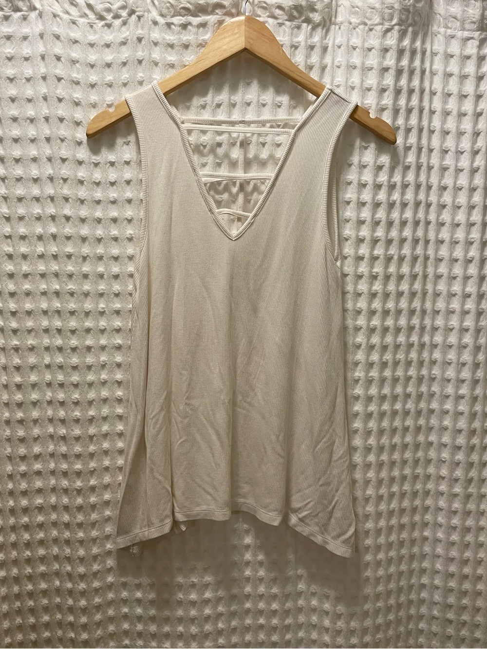American Eagle Women's Cream Ribbed V-Neck Strappy Back Tank Top